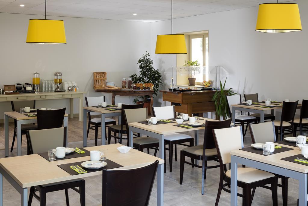 Logis Hotel Restaurant Les Cedres Joyeuse Εξωτερικό φωτογραφία