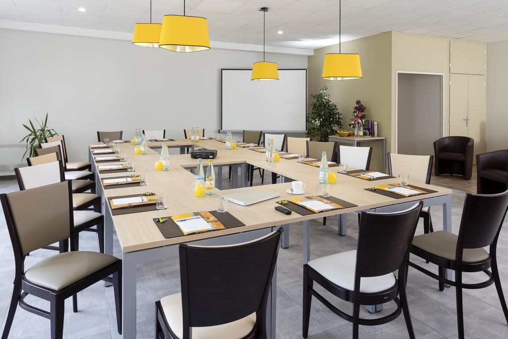 Logis Hotel Restaurant Les Cedres Joyeuse Εξωτερικό φωτογραφία