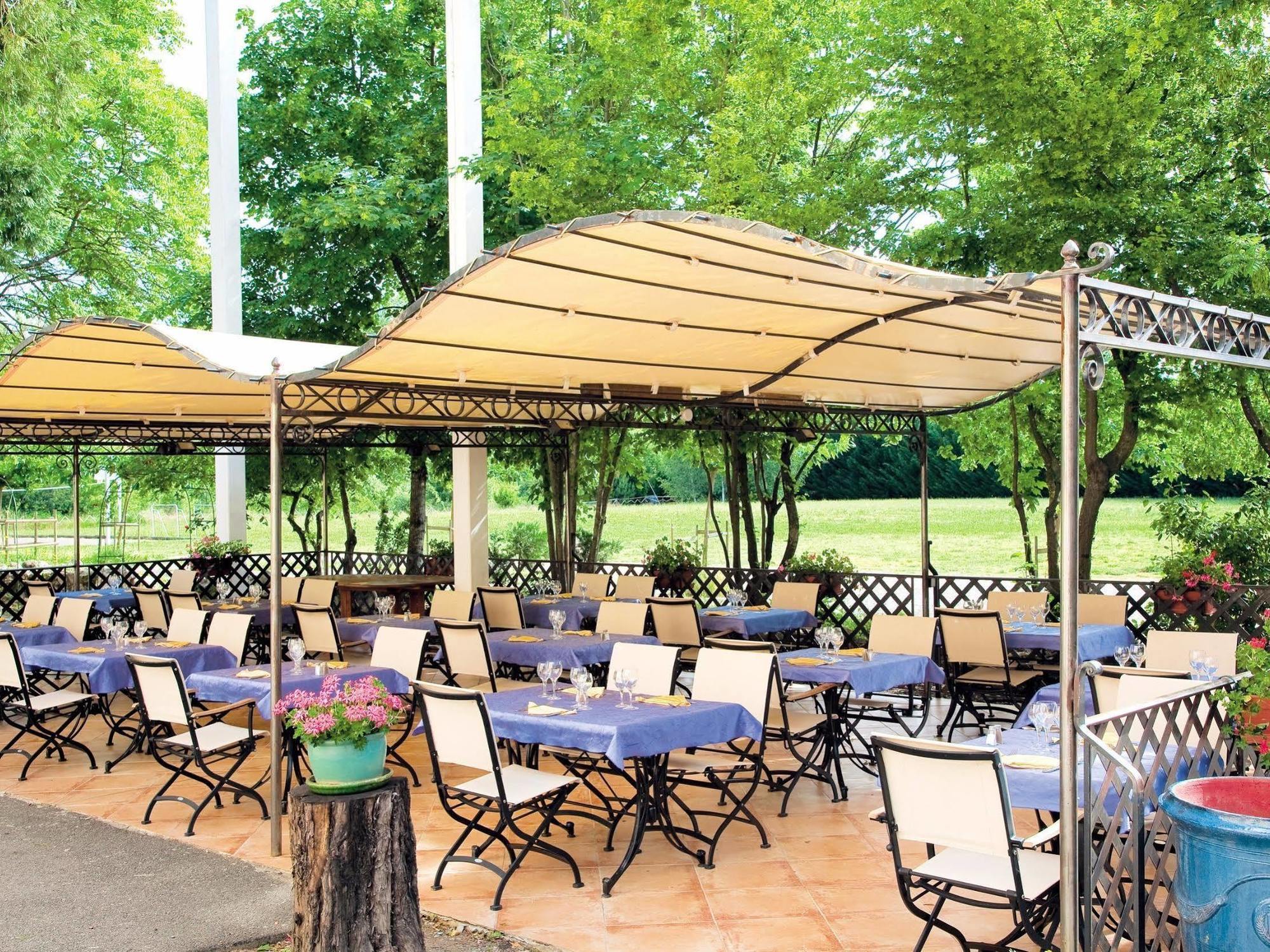 Logis Hotel Restaurant Les Cedres Joyeuse Εξωτερικό φωτογραφία
